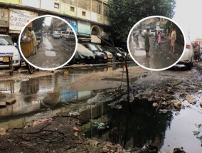 雨后几天，卡拉奇的主要道路仍然年久失修