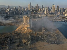 贝鲁特港口爆炸四年后，许多人谴责地区紧张局势加剧导致司法停滞